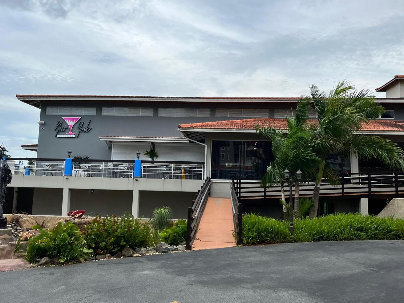 Ocean Wave I, One Bedroom Suite At Aquarius, Dorado Del Mar Toa Alta Exterior photo